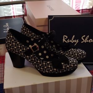 Ruby Shoo Crystal Tweed Mary Janes SZ 10/UK41